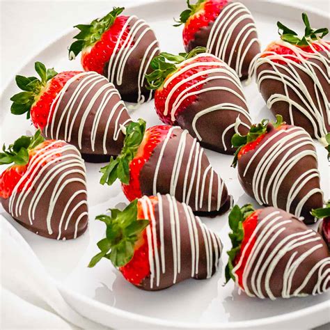 Best chocolate for chocolate covered strawberries. Things To Know About Best chocolate for chocolate covered strawberries. 